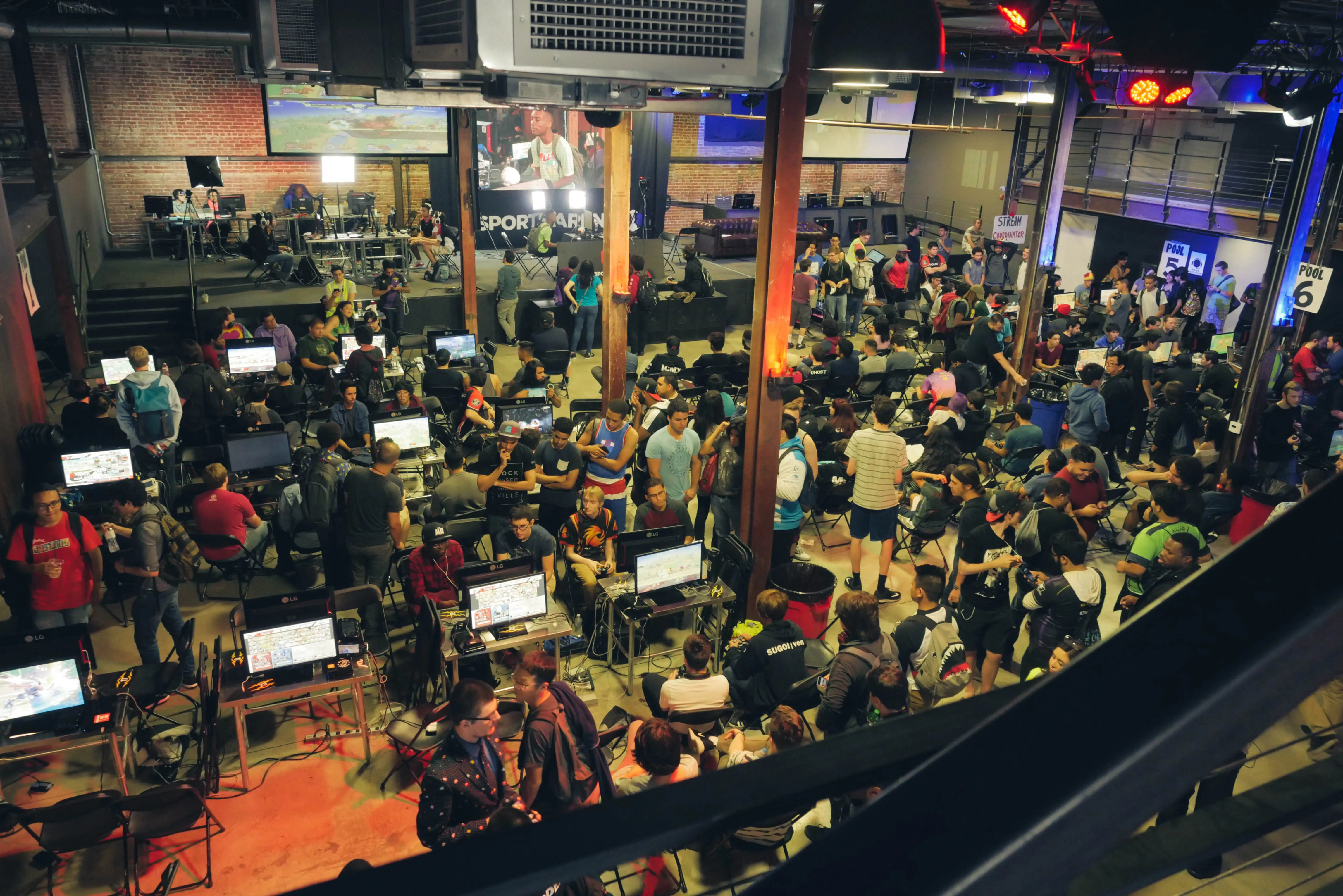 Smash Bros tournament crowd